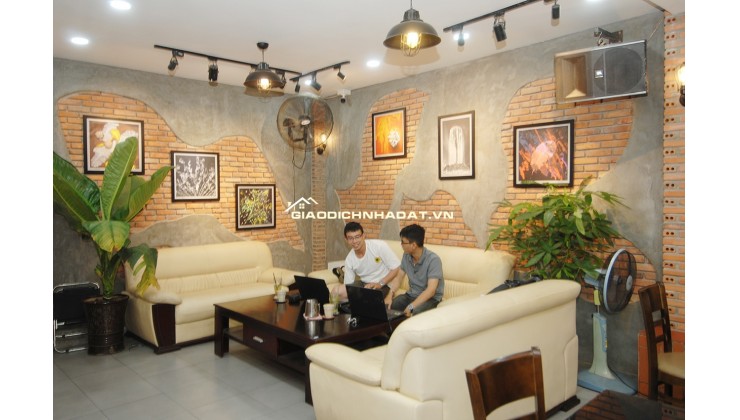 Nhà nguyên căn mặt tiền Phạm Văn Đồng, 290m2, 30tr
